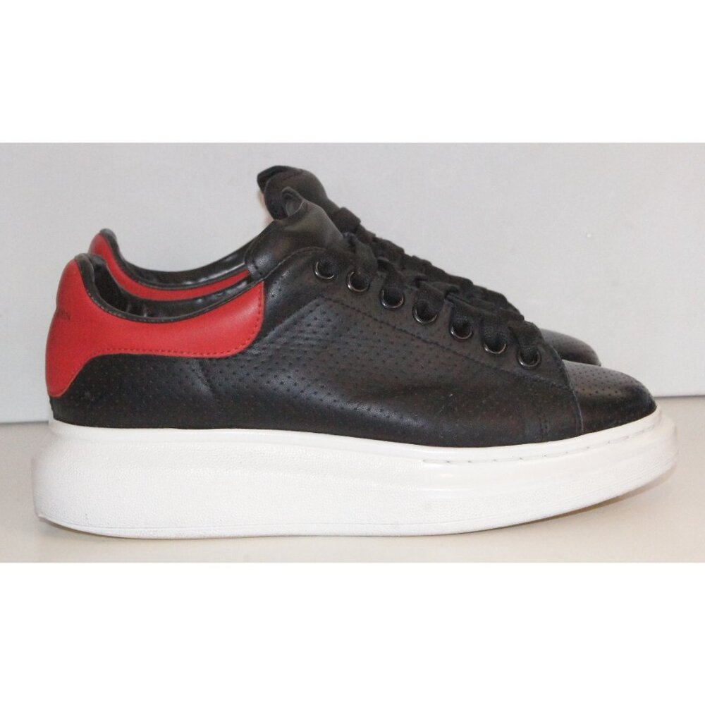 Alexander McQueen Oversized sneakers